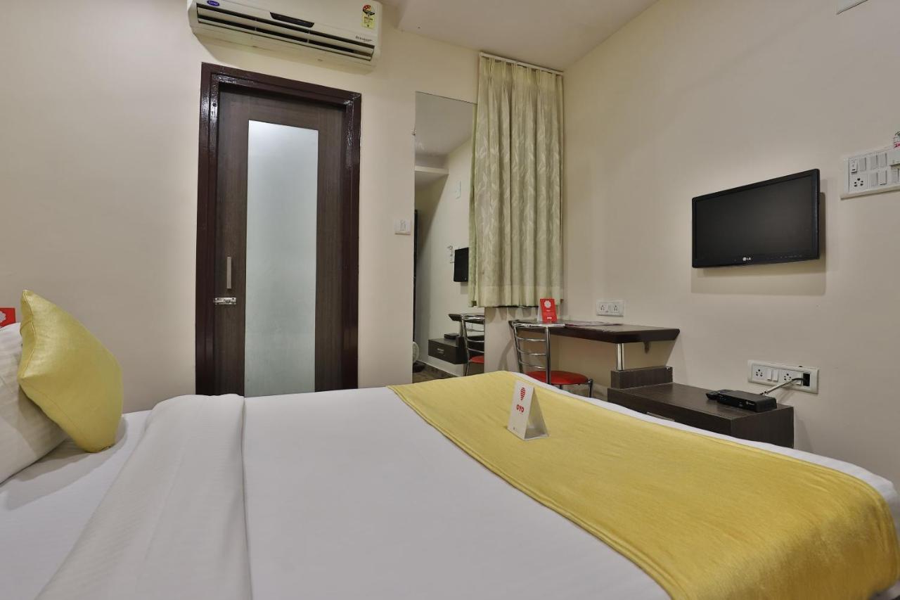 Oyo 6949 New Rajdhani Hotel Vadodara Exterior foto